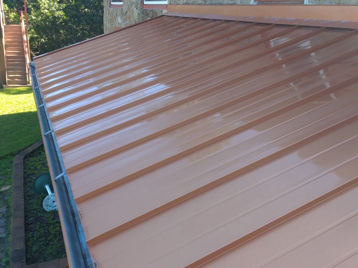 Freshly cleaned residential roof after Roof Cleaning in Windermere, FL