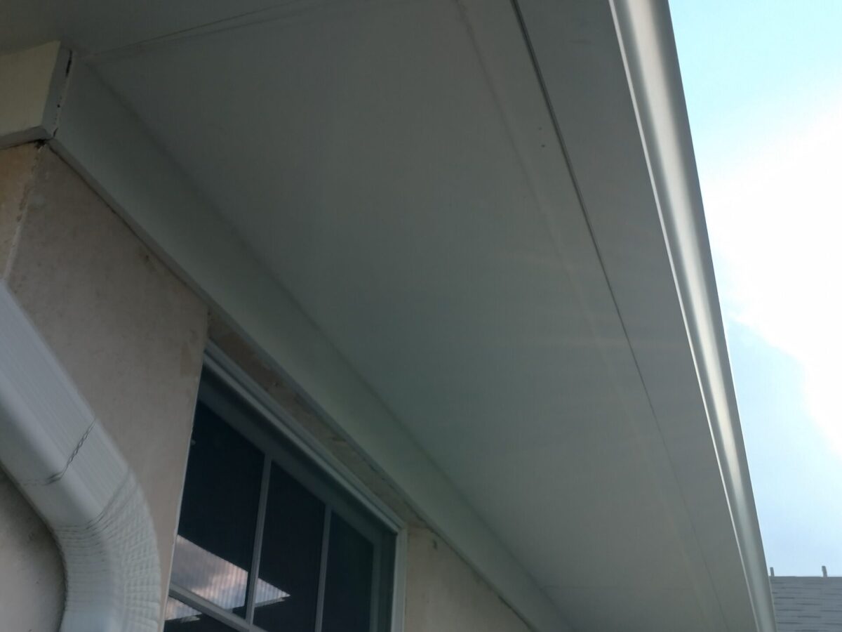 Beautiful backyard refreshed with Maintenance Cleaning in Winter Springs, FL for cleaner outdoor entertaining spaces