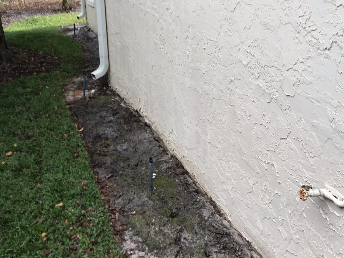 Professional exterior building cleaning near me in Altamonte Springs, FL maintaining a covered entrance at a medical facility Professional exterior building cleaning near me in Altamonte Springs, FL maintaining a covered entrance at a medical facility